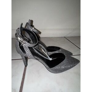 NWOB Michael Kors mirabel flex‎ pump silver metallic Size 5